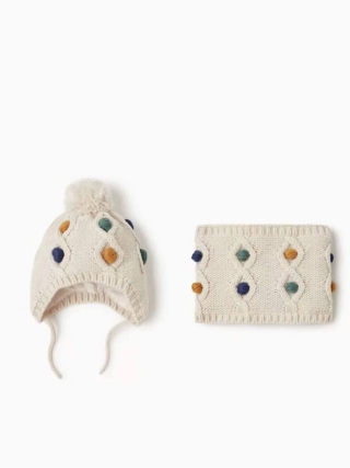 Winter set and snood hat