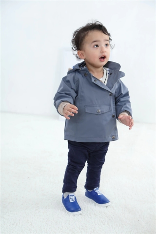 Kids' Rainproof Hooded Jacket